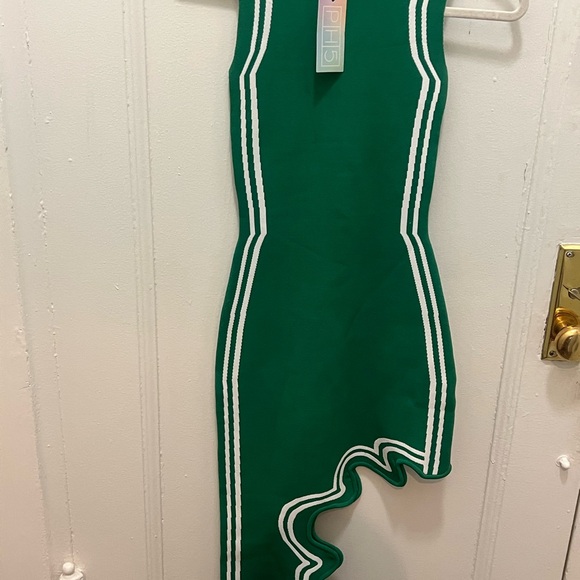 REVOLVE Green Asymmetrical Dress - Picture 11 of 14